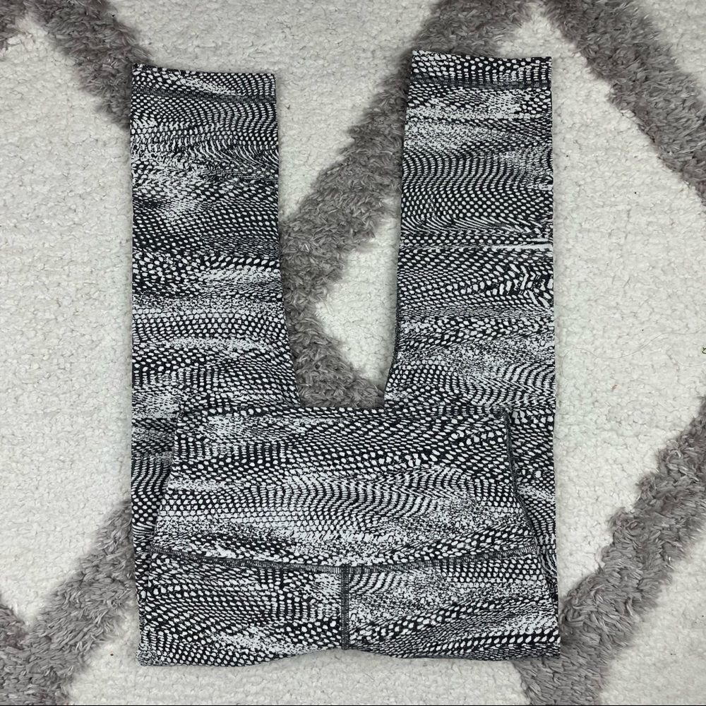 Lululemon Align Crop   - Picture 5 of 7